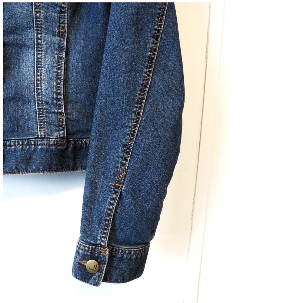 D Jeans Medium Wash Denim Jacket‎ Size M Classic Cropped Jacket Stretch Trucker - Picture 4 of 8